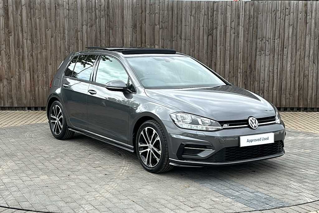 Volkswagen Golf MK8 Hatchback 5-Dr 1.5 TSI (150ps) R-Line EVO