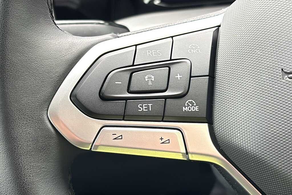 Volkswagen Golf 1.5 TSI Match 5dr