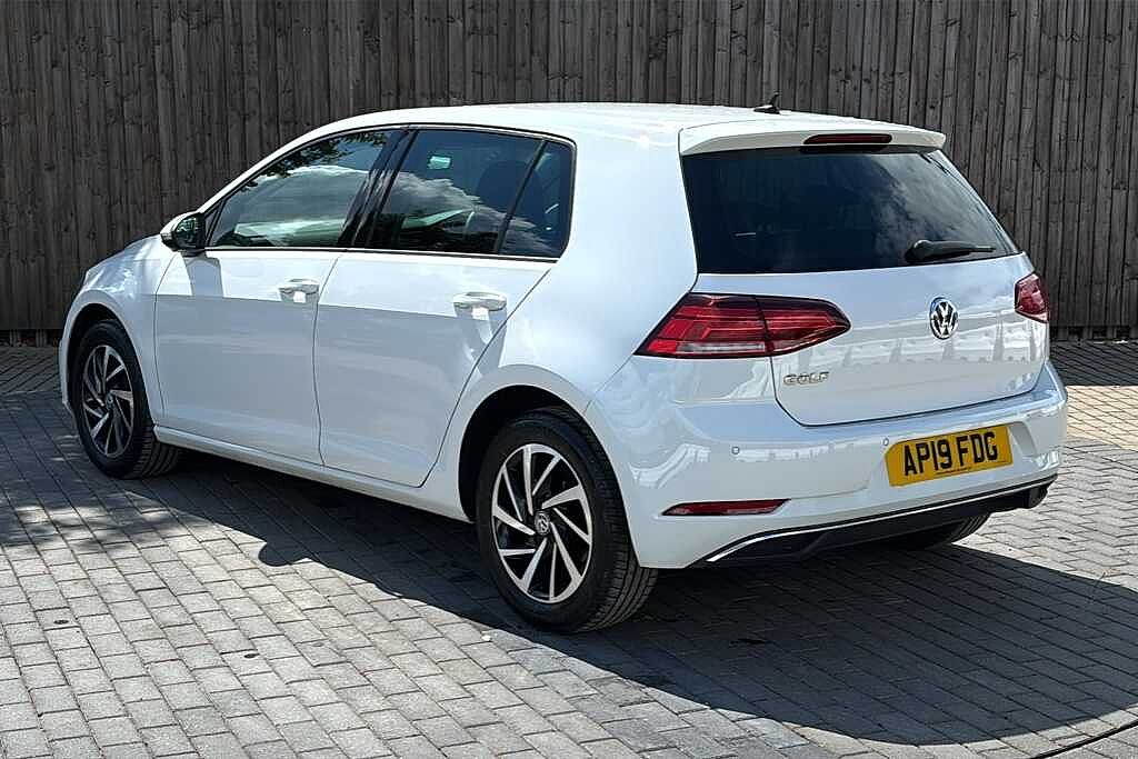 Volkswagen Golf MK7 Facelift 1.0 TSI (115ps) Match 5Dr