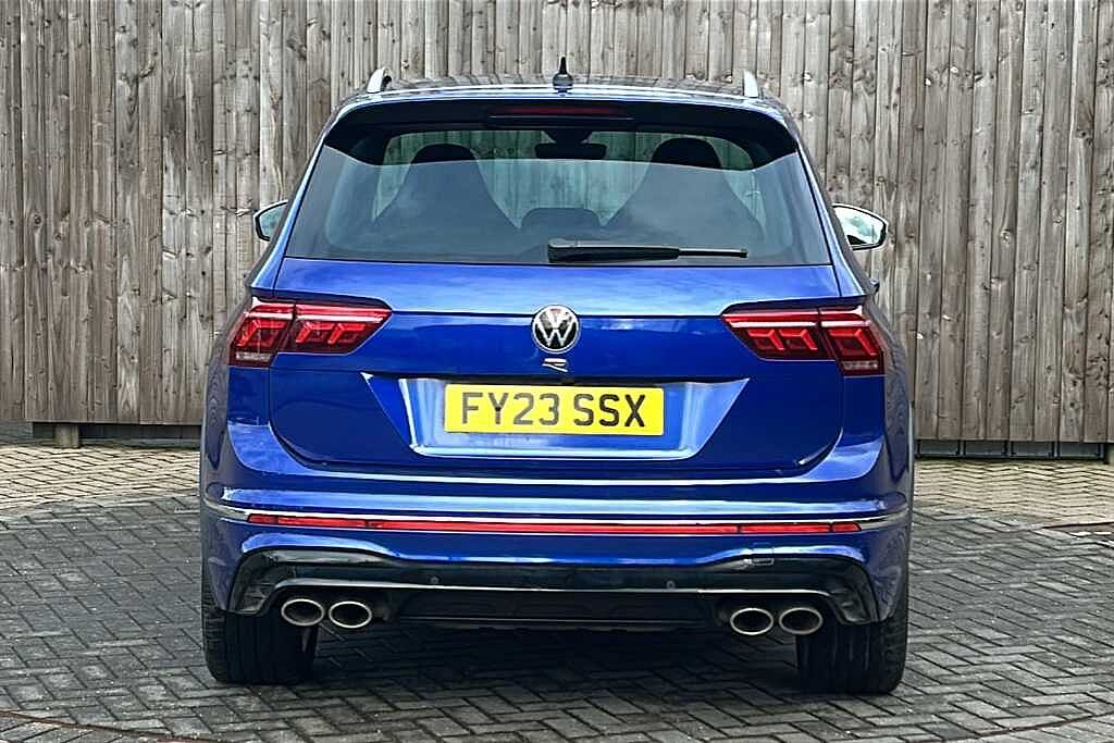 Volkswagen Tiguan PA R 2.0 TSI 320PS 7-speed DSG 4Motion 5 door