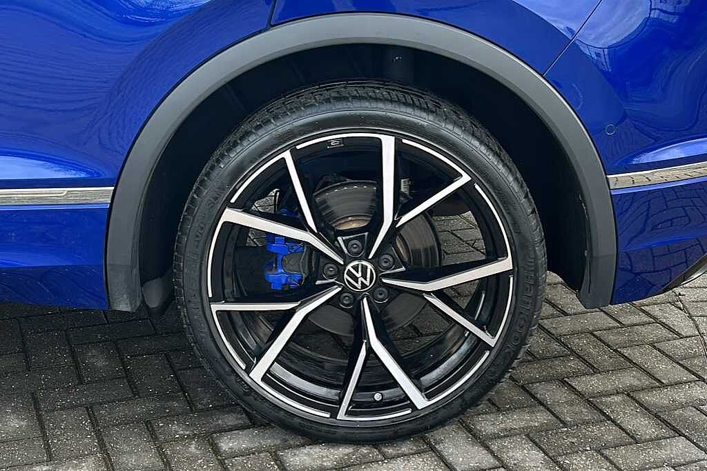 Volkswagen Tiguan PA R 2.0 TSI 320PS 7-speed DSG 4Motion 5 door