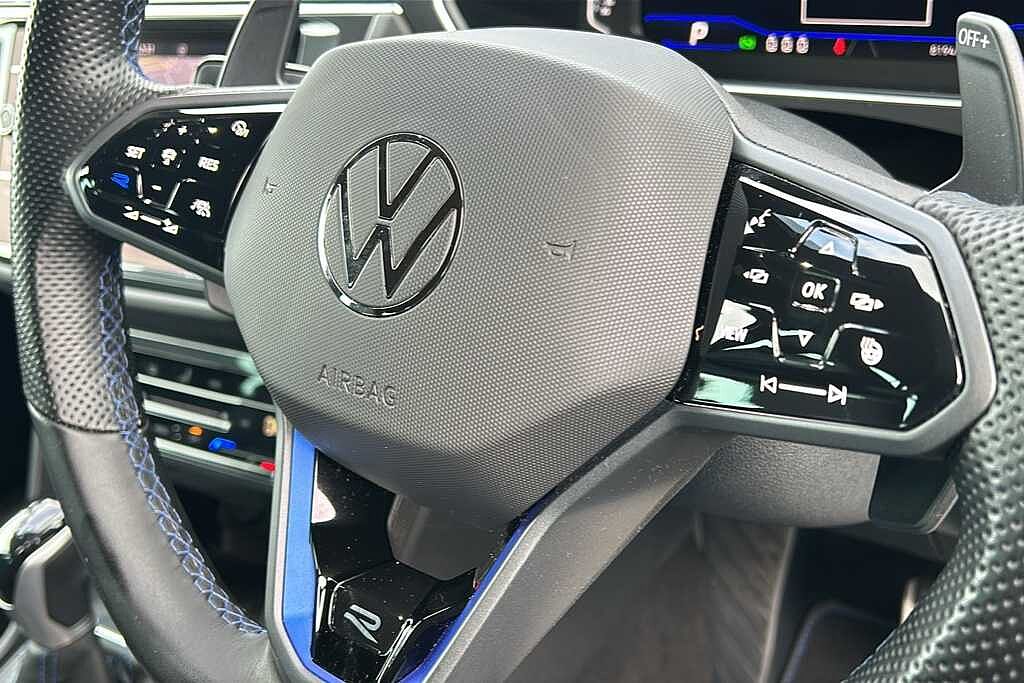 Volkswagen Tiguan PA R 2.0 TSI 320PS 7-speed DSG 4Motion 5 door