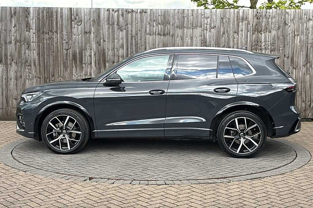 Volkswagen Tiguan 2.0TDI (150ps) R-Line DSG