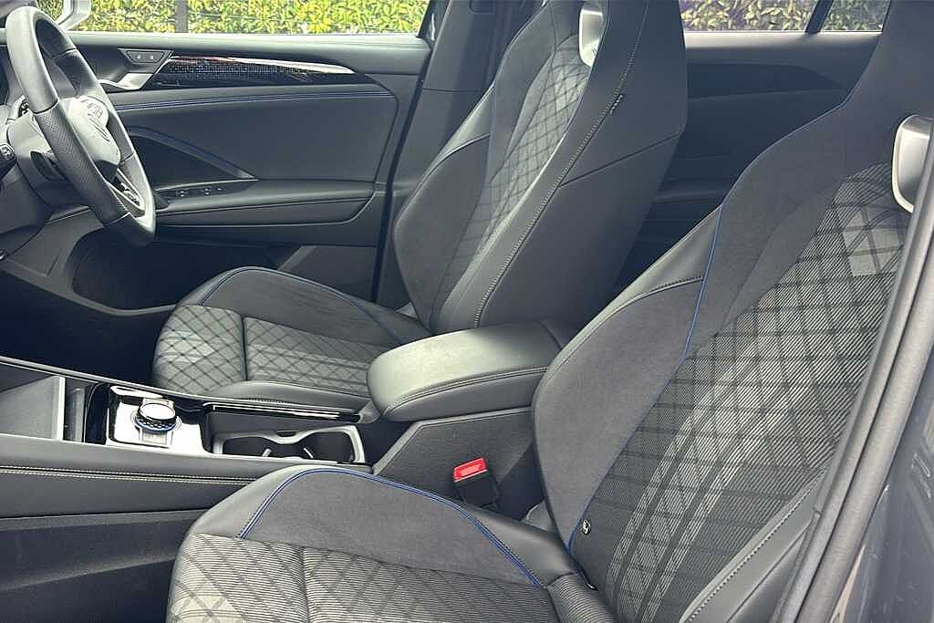Volkswagen Tiguan 2.0TDI (150ps) R-Line DSG